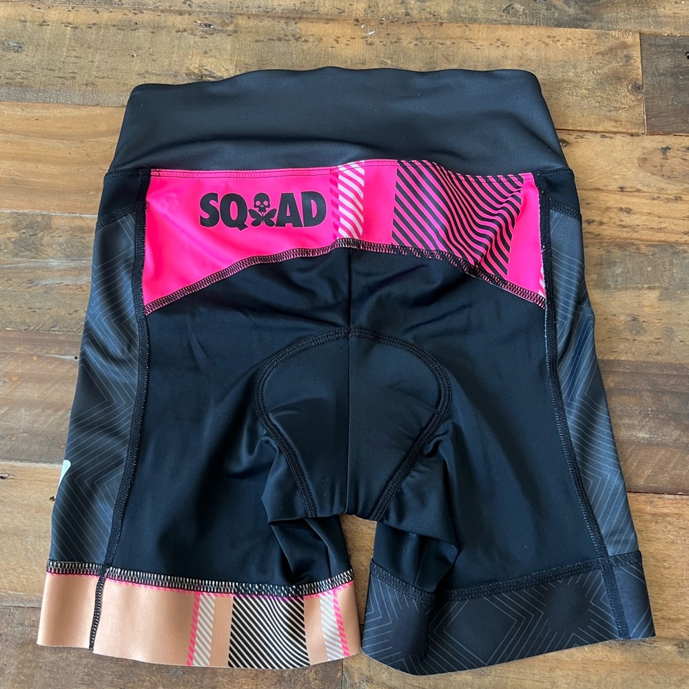 Betty Squad 2021 tri shorts Size Small